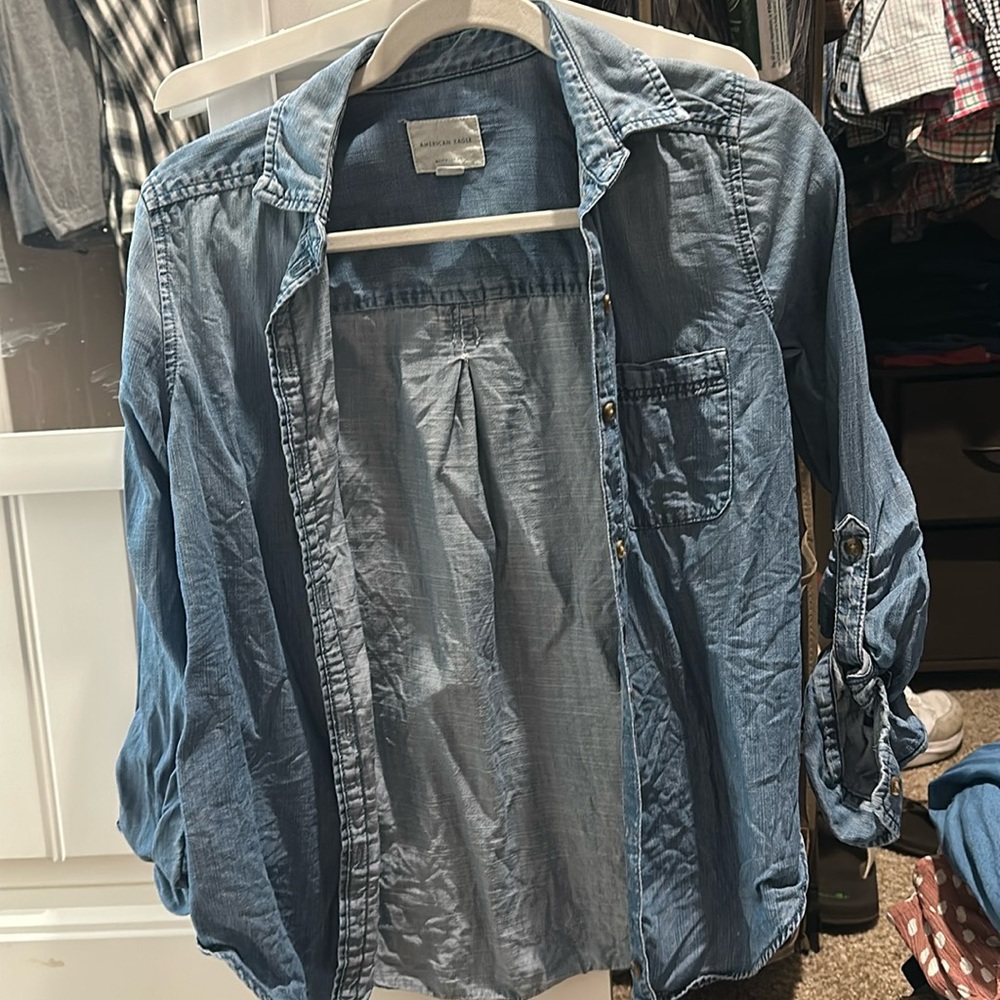 American eagle boyfriend fit button up